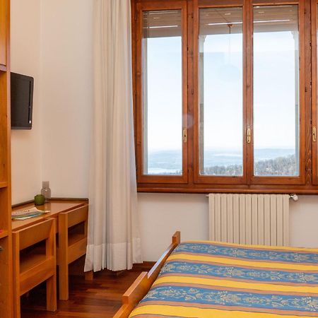 Albergo Sacro Monte Варезе Екстериор снимка