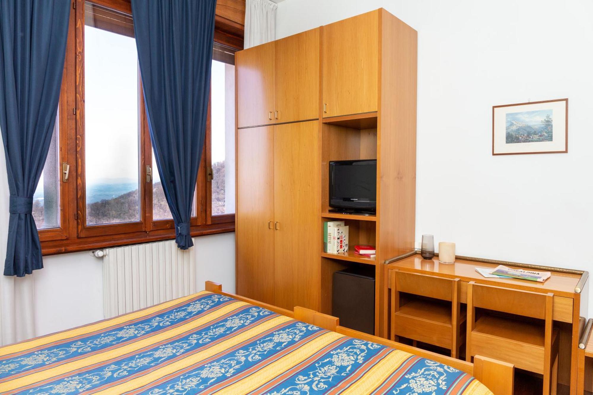 Albergo Sacro Monte Варезе Екстериор снимка